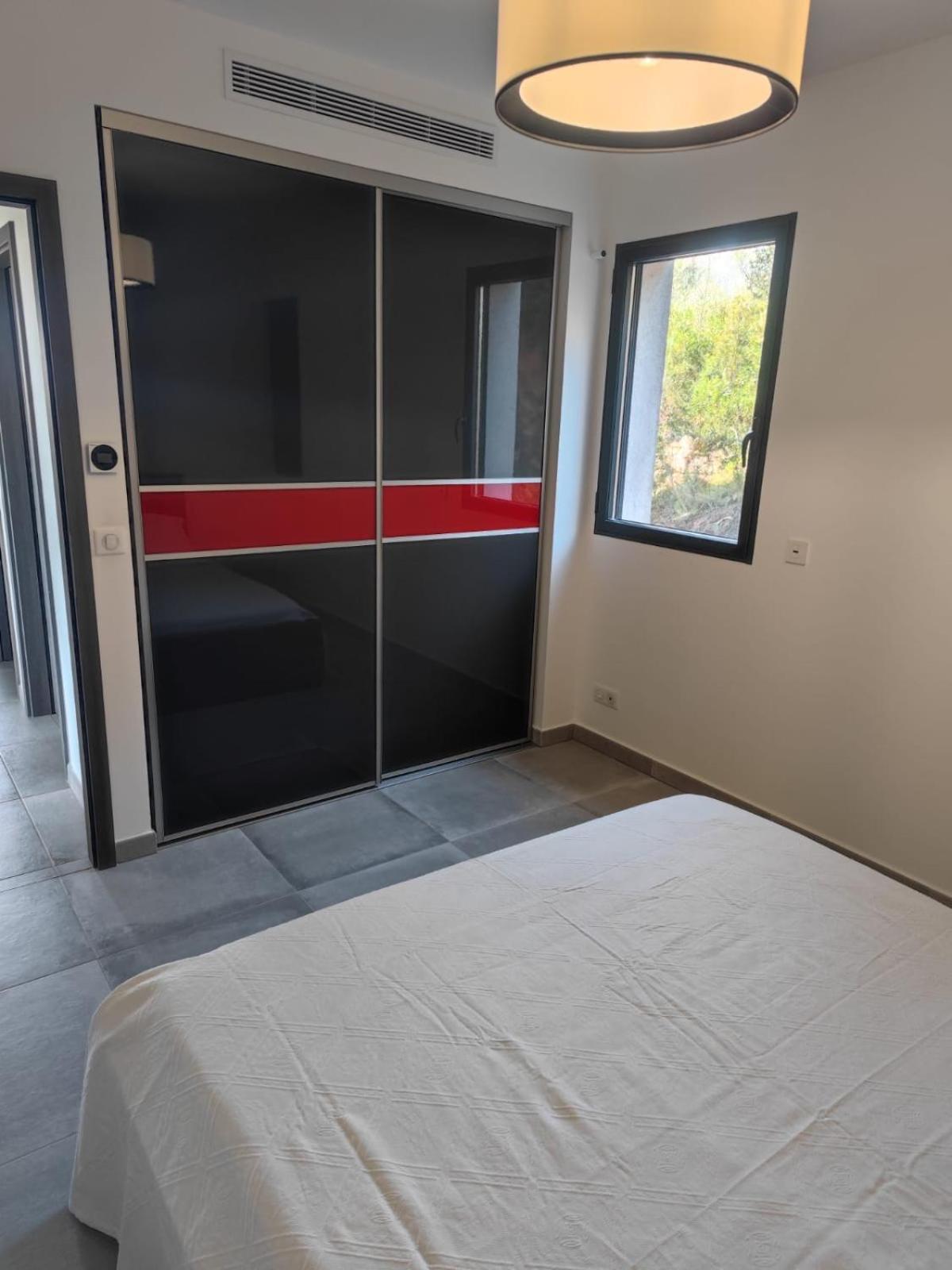 Bel Appartement Spacieux A Porto-Vecchio, 10Min A Pieds Du Centre Ville Exterior foto
